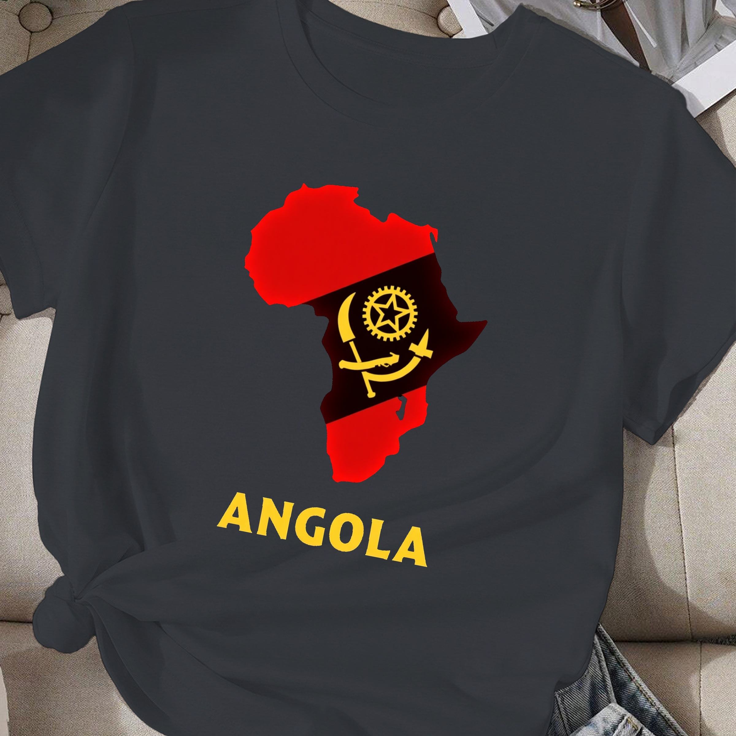 สีเทาเข้ม