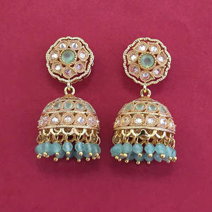 Achetez en ligne des Jhumki antiques de qualité export avec placage or 233105 - Product Image 3