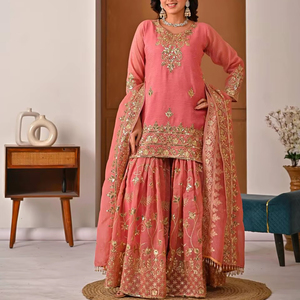 TENNECY Nuevo Conjunto de Fiesta de Diseñador: Sharara, Plazzo y Dupatta - Material de Seda Texturizada con Bordado de Lentejuelas de 5mm, Reversible y de Secado Rápido - Product Image 1