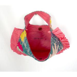 Sac messager Kantha à fermeture magnétique, dernier design, best-seller, fabriqué en Inde, pour femmes, disponible au prix de gros pour l'exportation - Product Image 3
