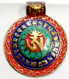 Pendentifs en alliage avec mantra bouddhiste tibétain, plaqués argent antique et turquoise - Product Image 4