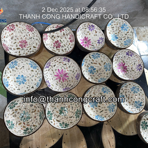 Fabricant direct de bols en noix de coco de qualité alimentaire, vaisselle naturelle, production en gros de bols en noix de coco de qualité alimentaire - Product Image 5