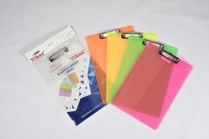Tablette d'écriture transparente la plus vendue pour examens, 9,5x14 pouces, en plastique robuste, pour examens et bureau, disponible au prix export - Product Image 4