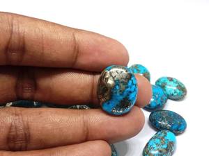 Aamna Gems Pierre précieuse naturelle de qualité supérieure, turquoise iranienne, cabochon ovale, pierre précieuse non montée, polie, avec expertise tierce, pour bijoux - Product Image 3