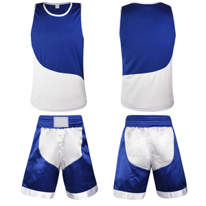 Conjunto de Chaleco y Pantalones Cortos de Boxeo, Fabricación Profesional, Diseño OEM Personalizado, Uniforme de Kick Boxing Disponible en Todas las Tallas - Product Image 1