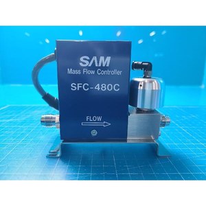 CF4 SFC480C-MO-4V4C2 SFC480C HITACHI เครื่องควบคุมการไหลของมวล30ซม. ใช้เป็นชิ้นส่วนอุปกรณ์เซมิคอนดักเตอร์รุ่นเก่า - Product Image 2