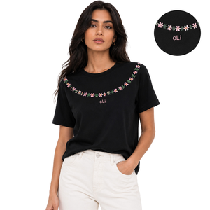 Camiseta Negra Bordada con Flores para Mujer, Cuello Redondo, Manga Corta, Corte Regular, Estilo Casual, Logotipo Personalizado, Todas las Temporadas, OEM - Product Image 1