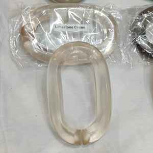 ขายส่งของตกแต่งผนังแบบโซ่เชื่อมต่อทำจากเรซิ่นใสที่เป็นมิตรกับสิ่งแวดล้อมและปรับแต่งได้ - Product Image 3