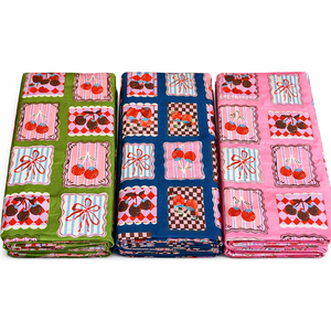 Magnifique tissu en coton biologique absorbant l'humidité, respirant, léger, peigné, tissé, popeline pour chemises de femmes - Product Image 1