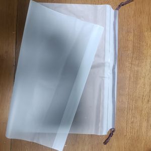 Set di 5 Borse da Viaggio Trasparenti con Coulisse, Impermeabili e Multiuso per Vestiti, Scarpe e Cosmetici - Product Image 4