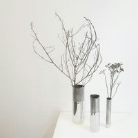 Meilleures ventes : Ensemble de vases à fleurs rustiques en métal magnétique, porte-tiges décoratifs faits à la main pour la décoration de table et de la maison