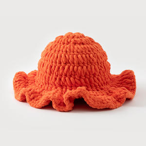 Chapeau bob en crochet fait main coloré à bord volanté, tricot épais d'hiver, style Y2K - Product Image 4