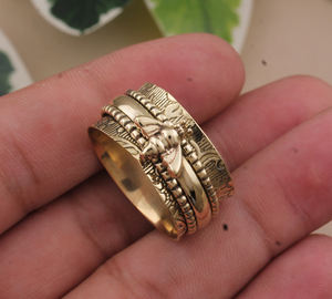 Anillos de Plata de Ley 925 al por Mayor con Diseño de Abeja Punteada y Piedras Preciosas, Bañados en Oro, Joyería Clásica Minimalista con Animales para Bodas y Fiestas - Product Image 1