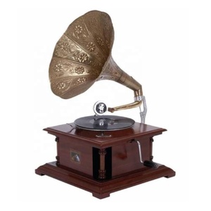 Gramophone vintage en laiton avec cornet finition or, fonctionnel, pour la musique, décoration d'intérieur, idéal comme cadeau, prix de gros - Product Image 5