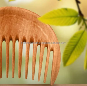Peine de madera de estilo náutico personalizado, herramienta de estilismo pulido para esposas y recuerdo de cumpleaños de novia para cabello rizado - Product Image 6