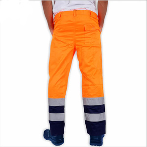 Ropa de Trabajo Unisex Impermeable de Nailon de Alta Visibilidad con Impresión Digital y Detección de Agujas - Product Image 2