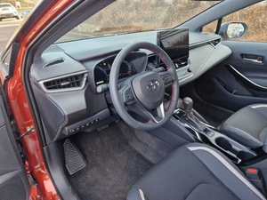 Toyota Corolla Touring Sports Hybrid 20 GR Sport Navi, Vagoneta Familiar de Bajo Consumo, Confort Premium, Diseño Moderno, Seguridad Avanzada - Product Image 5