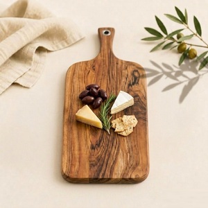 Planche à découper en bois d'acacia artisanale de qualité supérieure, grande et durable, avec poignée, pour viande, fromage et légumes - Product Image 2