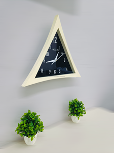 Reloj de Pared de Madera Hecho a Mano, Estilo Moderno, Forma Triangular, Estilo Antiguo, Decoración para el Hogar y la Oficina, para Sala de Estar - Product Image 2