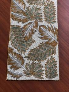 Chemin de table rectangulaire en tissu brodé à la main, style bohème, motif feuille, pour table à manger - Product Image 4