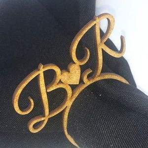 แผ่นโลหะขัดเงาสีทอง รูปทรงกลมแบบกลวง ตัดด้วยเลเซอร์ แหวนรัดผ้าเช็ดปากสำหรับงานออกแบบ คุณภาพสูง สำหรับงานแต่งงาน แหวนรัดผ้าเช็ดปากแบบขายส่ง - Product Image 3