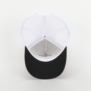 Casquette Trucker Snapback en Coton Sergé à 5 Panneaux avec Logo Brodé Personnalisé BSCI, Haute Qualité, Blanc et Rouge, en Maille - Product Image 5