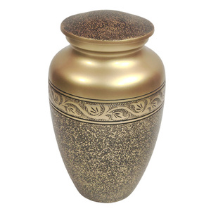 Urne de crémation classique de luxe pour adultes Style américain Momentum Life pour cendres humaines Étain avec finition dorée et noire - Product Image 6