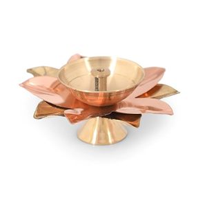 Lámpara de aceite con forma de flor de latón chapado en oro, decoración para el hogar, artesanía de metal pulido - Product Image 3