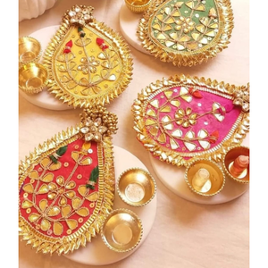Juego de Porta Kumkum de Mármol con Diseño Paisley - Plato de Pooja con Forma de Keri - Recuerdo de Boda Tradicional India y Decoración para Festivales - Product Image 1