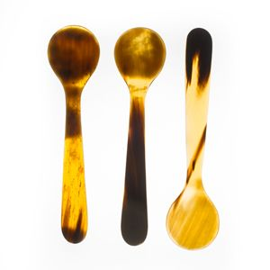 Juego de cuchara y tenedor artesanales de cuerno de buey con mango de hueso auténtico, estilo vikingo pulido, a precio reducido. - Product Image 1
