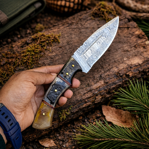 Couteau Skinner Damas fait main 9 pouces, lame fixe en acier Damas, ambidextre, style industriel, manche en corne - Product Image 4