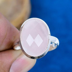 แหวนพลอยโรสควอตซ์รูปไข่ทำมือจากธรรมชาติ แหวนเงินแท้ 925 - Product Image 2