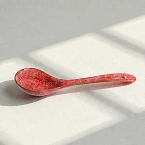 Cucharas de cerámica hechas a mano con color personalizado, cucharas para pudín de hotel y restaurante, cuchara de cerámica de mango largo para sopa y fideos. - Product Image 3