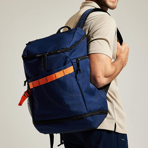 Bolsas de fútbol, bolsa deportiva premium con asas resistentes y gran espacio de almacenamiento principal. - Product Image 2