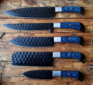 Ensemble de 5 couteaux de cuisine, finition martelée, bord droit, manche en bois bleu - Product Image 6