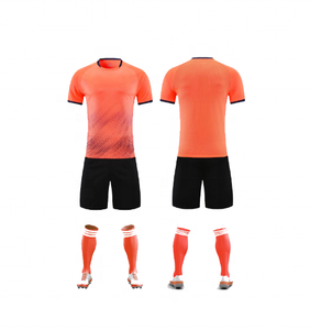 Conjunto de Camiseta y Pantalones Cortos de Fútbol Unisex para Adultos con Logotipo Personalizado, 100% Poliéster, Impresión por Transferencia de Calor, Secado Rápido y Transpirable - Product Image 1
