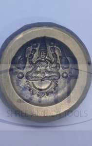 แม่พิมพ์ปั๊มลายทองคำ เงิน รูปเทพีลักษมี สำหรับทำเครื่องประดับ SAT Jewelry  พร้อมอุปกรณ์ปั๊ม ตอก ขึ้นรูป  สำหรับประเทศมาเลเซีย สิงคโปร์ ออสเตรเลีย สหรัฐอเมริกา - Product Image 4