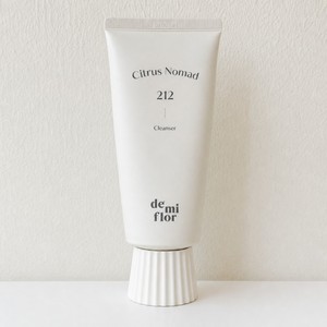 Limpiador facial en espuma Demiflo 212, Limpiador Demiflo Citrus Nomad 150ml, Limpiador concentrado para pestañas, Limpiador facial y de pestañas en espuma batida - Product Image 3