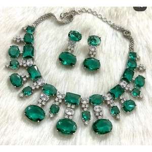 Juego de Joyería de Latón para Mujer al por Mayor, de la Mejor Calidad, con Acabado Antiguo, Estilo Clásico del Sur de la India - Product Image 2