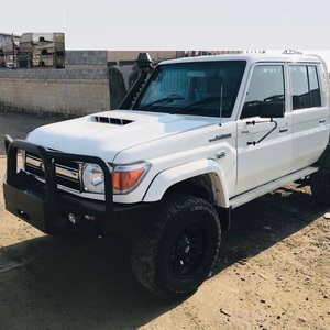 Toyota Land Cruiser 4x4 Usada Blanca, Cabina Simple, Diésel, Automática, 4 Asientos, Todoterreno, SUV - Product Image 4