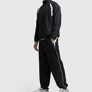 Ensemble de survêtement coupe-vent personnalisé pour homme, faible MOQ, avec sweat-shirt imprimé et pantalon de jogging tissé, idéal pour l'automne - Product Image 2
