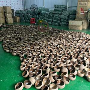 Porte-bougie en coque de noix de coco de haute qualité avec mèches - Étanche et recyclable, logo personnalisé disponible - Product Image 2