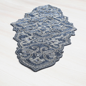 Chemin de table perlé fait main pour la maison et le restaurant d'hôtel Article décoratif d'aspect royal pour une utilisation douée de Noël - Product Image 2