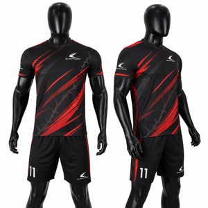 Conjunto de camiseta de fútbol personalizada OEM para hombre, sublimación, secado rápido, uniforme de manga corta para adultos - Product Image 4