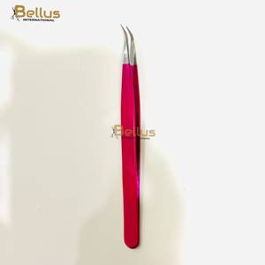 Pince à cils droite Bellus International avec logo personnalisé, rose foncé, en acier inoxydable, pointe argentée, lisse, fine, durable, professionnelle - Product Image 2