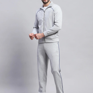 Survêtements pour hommes de qualité supérieure avec tissu doux, idéaux pour la course à pied, la salle de sport et un usage quotidien décontracté. - Product Image 1