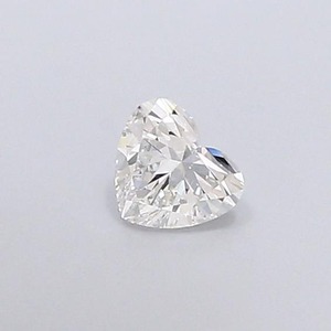 Bague de fiançailles personnalisée sophistiquée et romantique, magnifique diamant taille cœur de 0,83 carat E VS1 avec une excellente finition. - Product Image 1