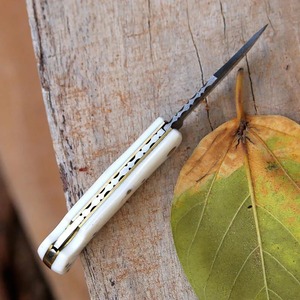 Couteau pliant utilitaire artisanal de qualité industrielle/DIY, 7,5 pouces, acier Damas, manche en os, pointe droite - Product Image 4