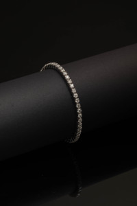 Bracelet tennis 0,089 CTW en or blanc 14K avec diamants Swaroop cultivés en laboratoire, certifiés IGI, taille poire et marquise, classique, élégant, bijoux fins - Product Image 3