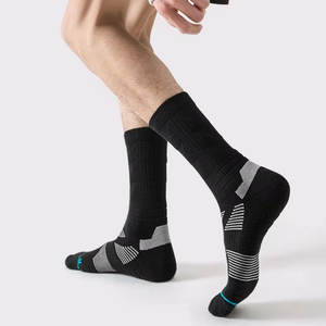 Chaussettes de sport en coton de bambou tricotées thermiques de haute qualité pour hommes et jeunes, design personnalisé, antibactériennes, rembourrées, pour le camping en plein air - Product Image 3